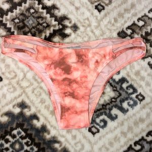 Cheeky tie dye bikini bottoms